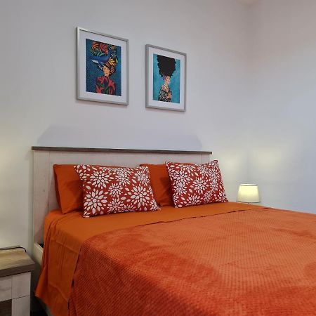 Yumboflat Two Bedroom Apartment プラヤ・デル・イングレス エクステリア 写真